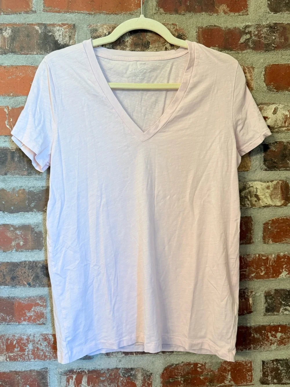 T127 - J. Crew Pale Pink V-Neck Short Sleeve Tee